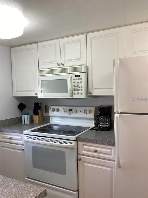7701 Starkey Road, Unit 704 Seminole, FL 33777 - Photo 18 of 20