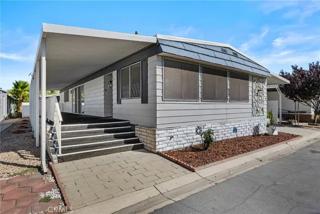 $1,700 | 2230 Lake Park Drive, Unit 106, San Jacinto, CA 92583