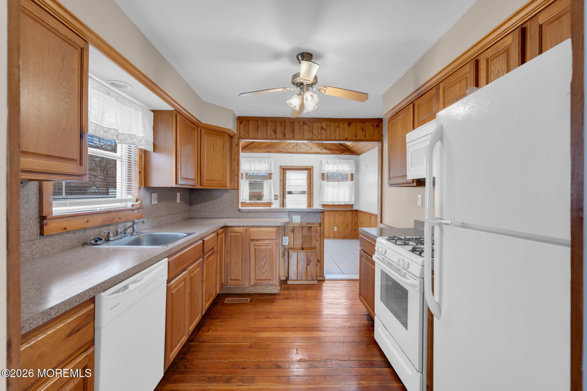 2006 Coral Way Wall, NJ 07719 - Photo 14 of 40 13-web-or-mls-DSC05439