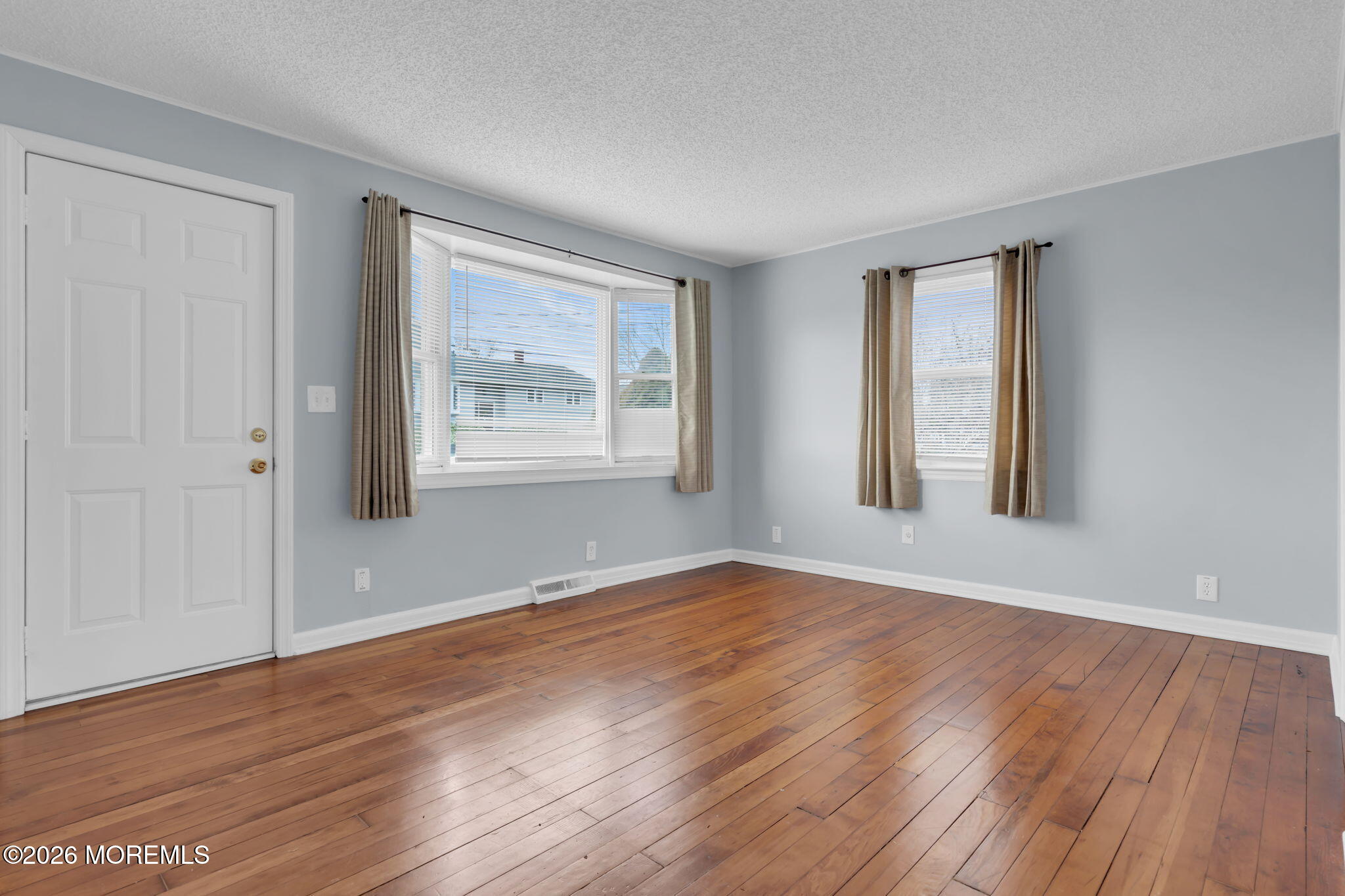 2006 Coral Way Wall, NJ 07719 - Photo 9 of 40 10-web-or-mls-DSC05399