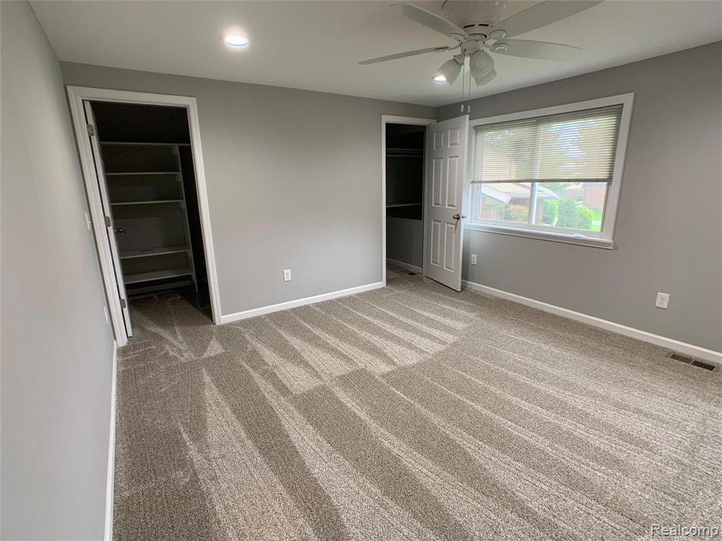 5300 Franklin Ridge Circle West Bloomfield, MI 48322 - Photo 19 of 29