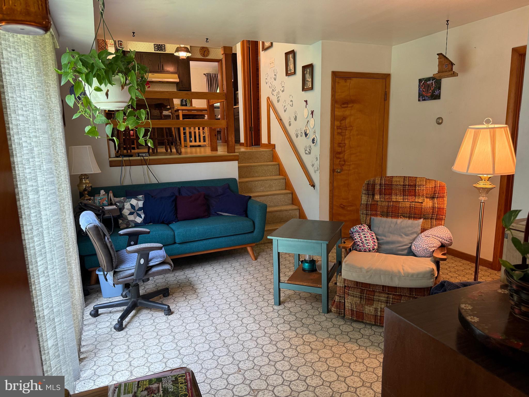 4050 Grande View Drive Pylesville, MD 21132 - Photo 22 of 40 a living room with furniture and wooden floor