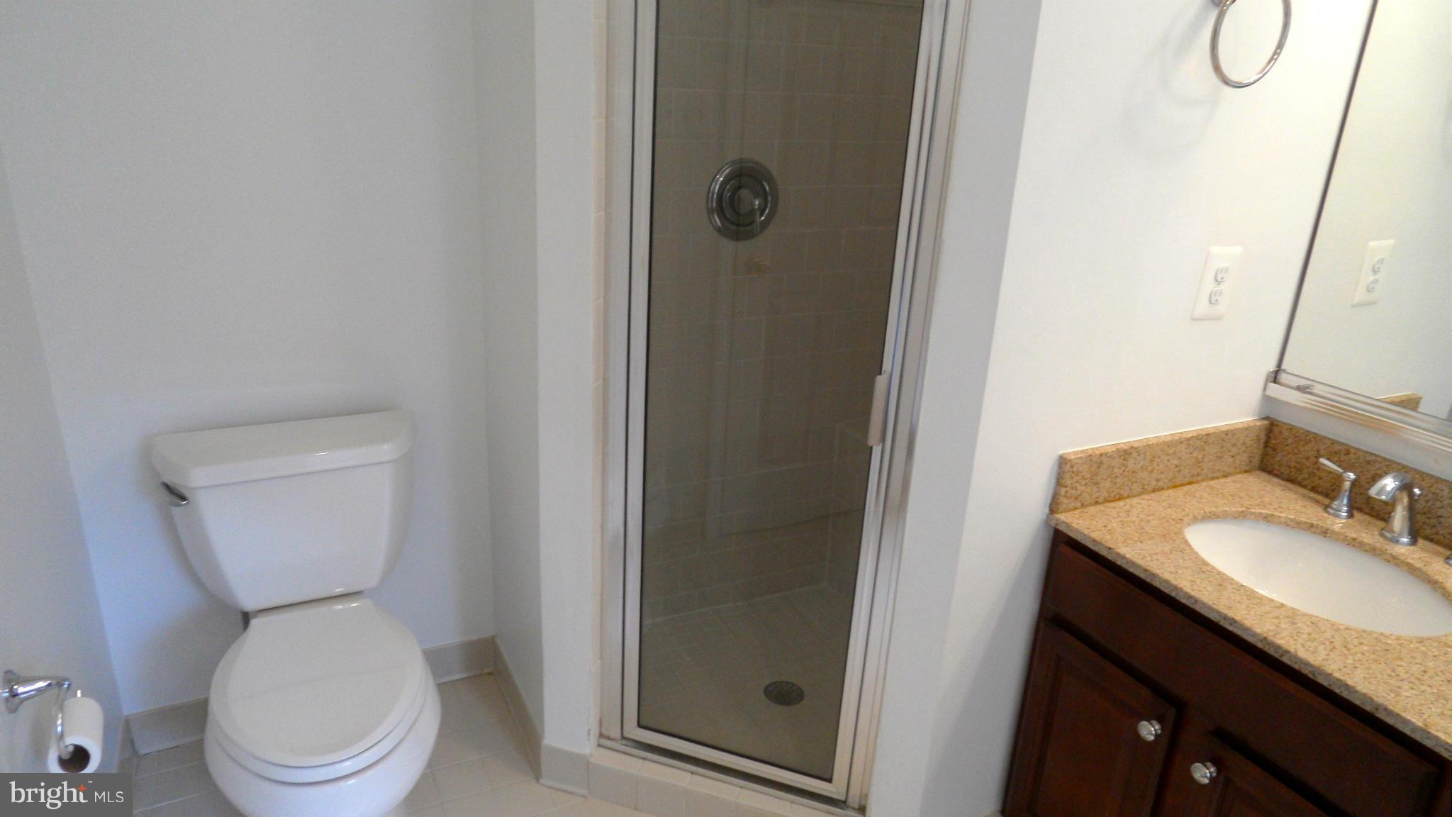33 Stablemere Court Baltimore, MD 21209 - Photo 12 of 26 Bath (Master)
