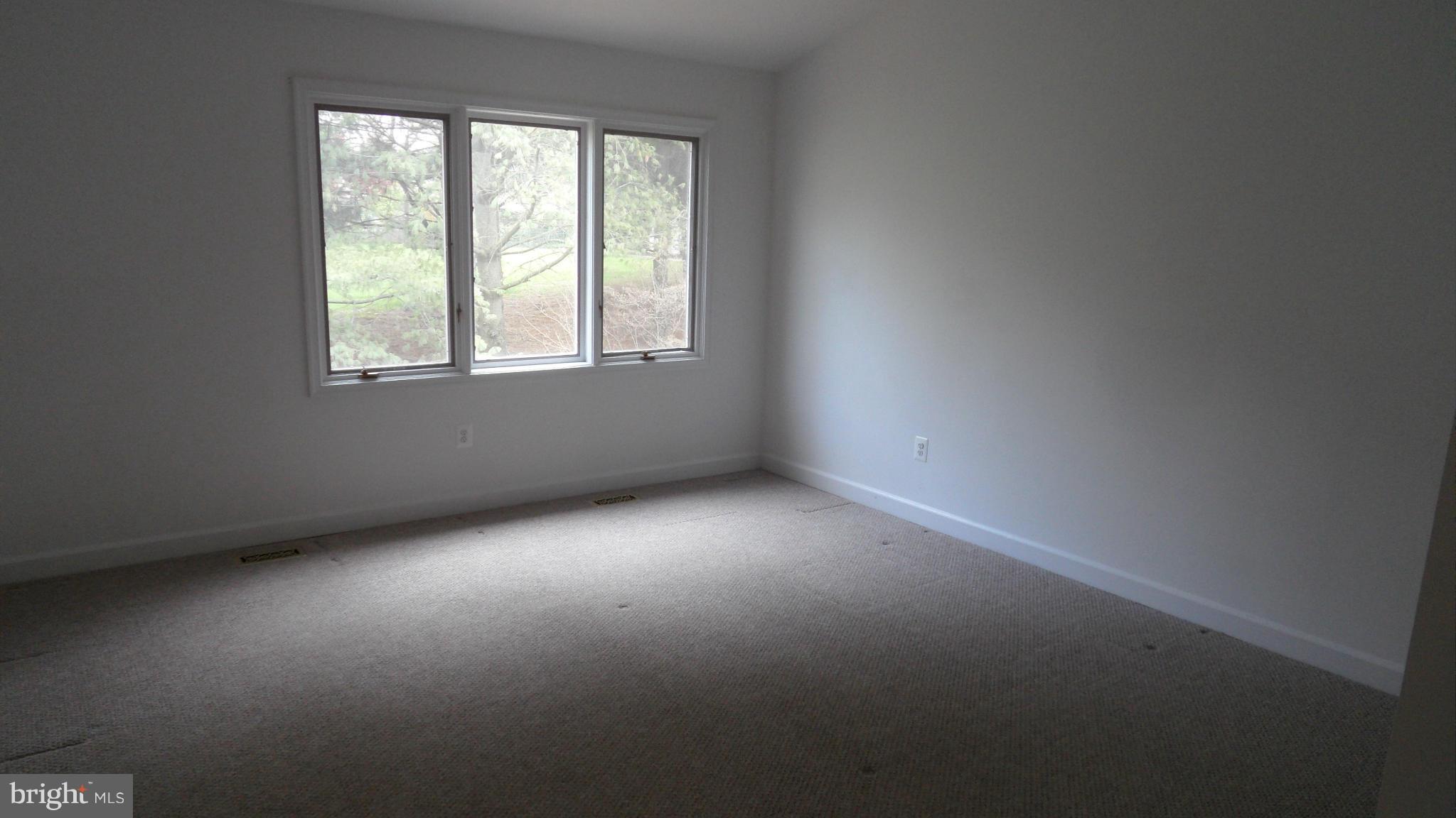 33 Stablemere Court Baltimore, MD 21209 - Photo 9 of 26 Bedroom (Master)