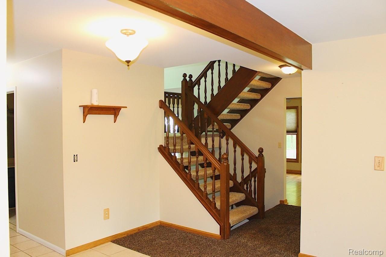 8666 Reese Road Clarkston, MI 48348 - Photo 17 of 26 FCE367BE-87EE-45E7-8D57-03B05C7B0804-975312F8-4E72-4BD1-A7EC-A070E9F2082F.JPG