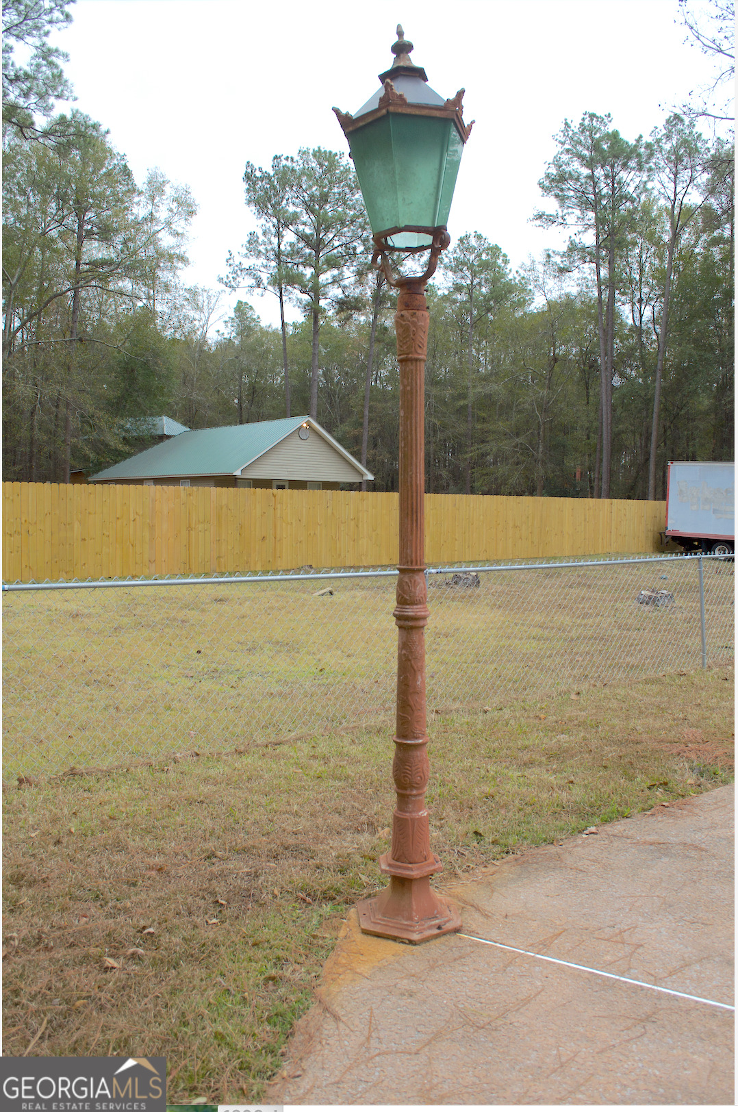 1206 Jasmine Road Dublin, GA 31021 - Photo 31 of 33 a view of a water fountain