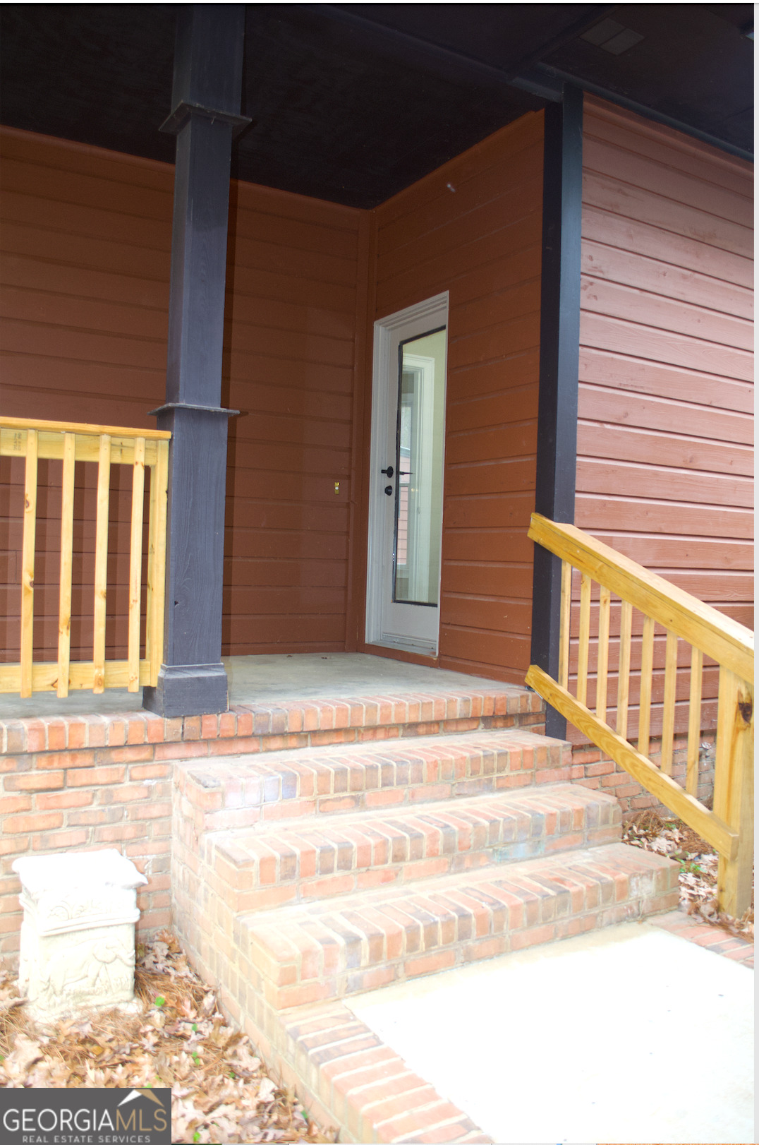1206 Jasmine Road Dublin, GA 31021 - Photo 6 of 33 a view of a house with a balcony