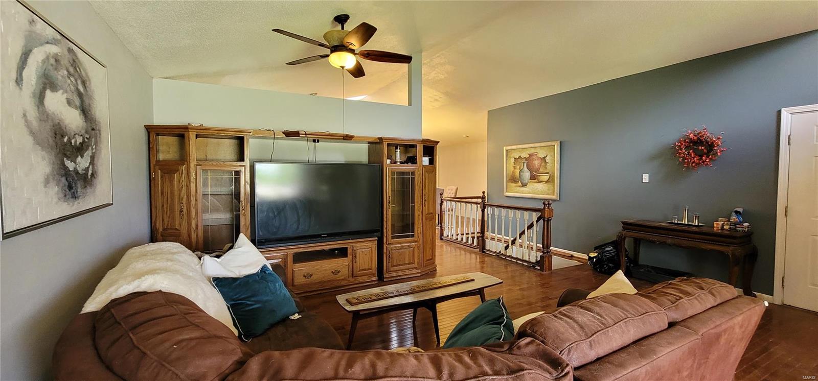1636 St Thomas Road Granite City, IL 62040 - Photo 3 of 62 Gallery Image 3