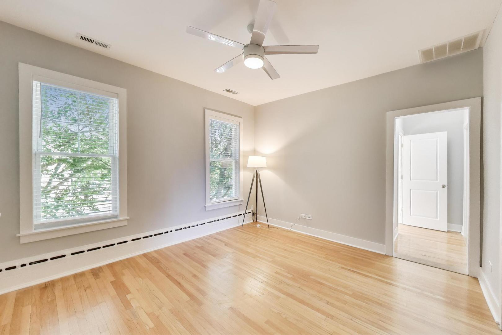 549 Ridge Road, Unit 2 Wilmette, IL 60091 - Photo 4 of 17