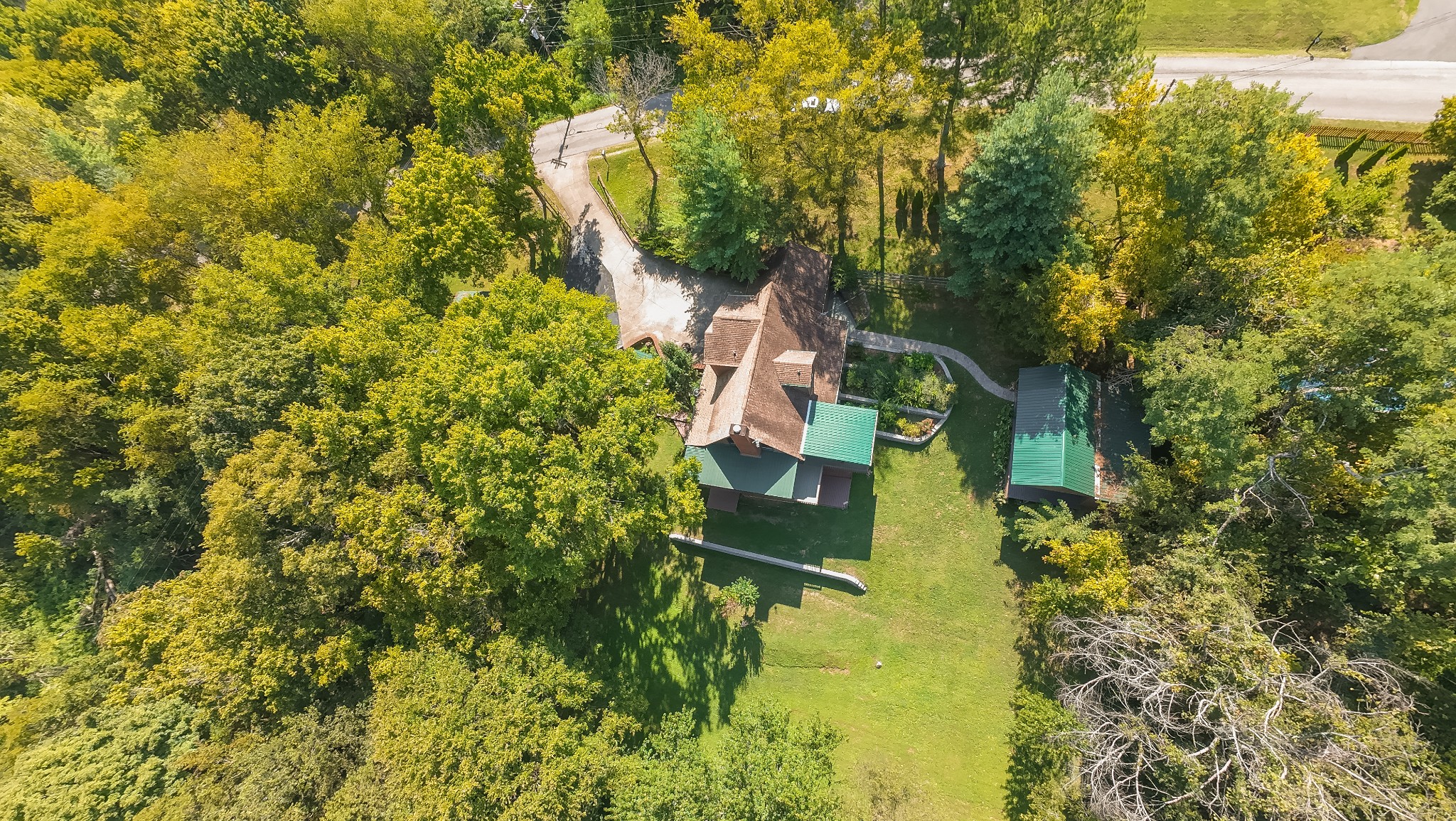 1540 Nicholson Schoolhouse Road Columbia, TN 38401 - Photo 6 of 60 Gallery Image 6