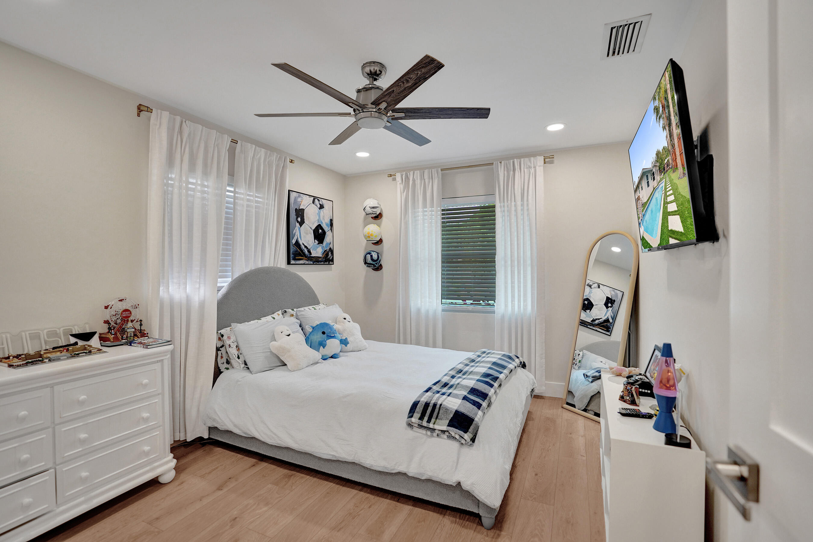 3268 Sapphire Road Lake Worth, FL 33462 - Photo 29 of 52 29