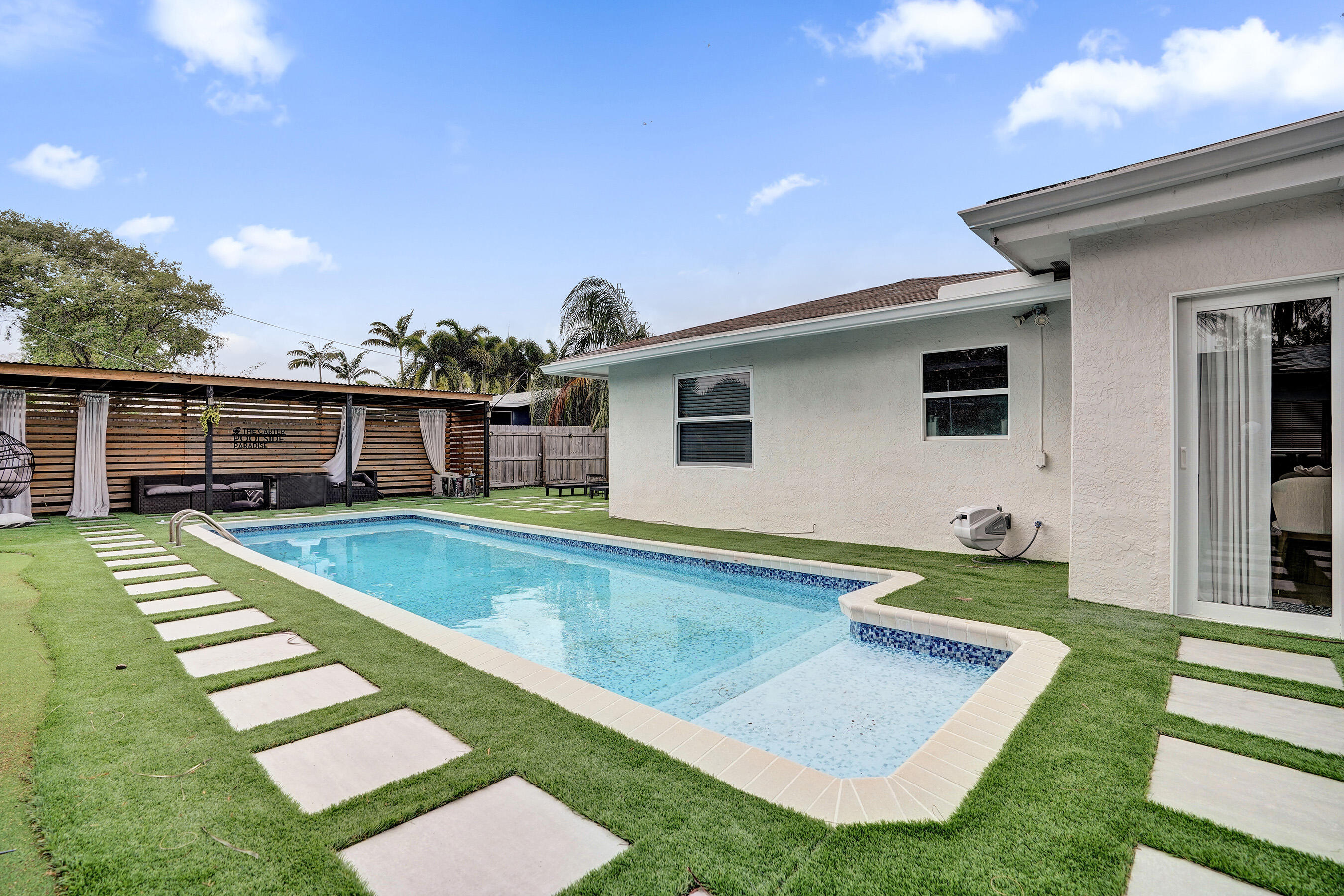 3268 Sapphire Road Lake Worth, FL 33462 - Photo 32 of 52 32