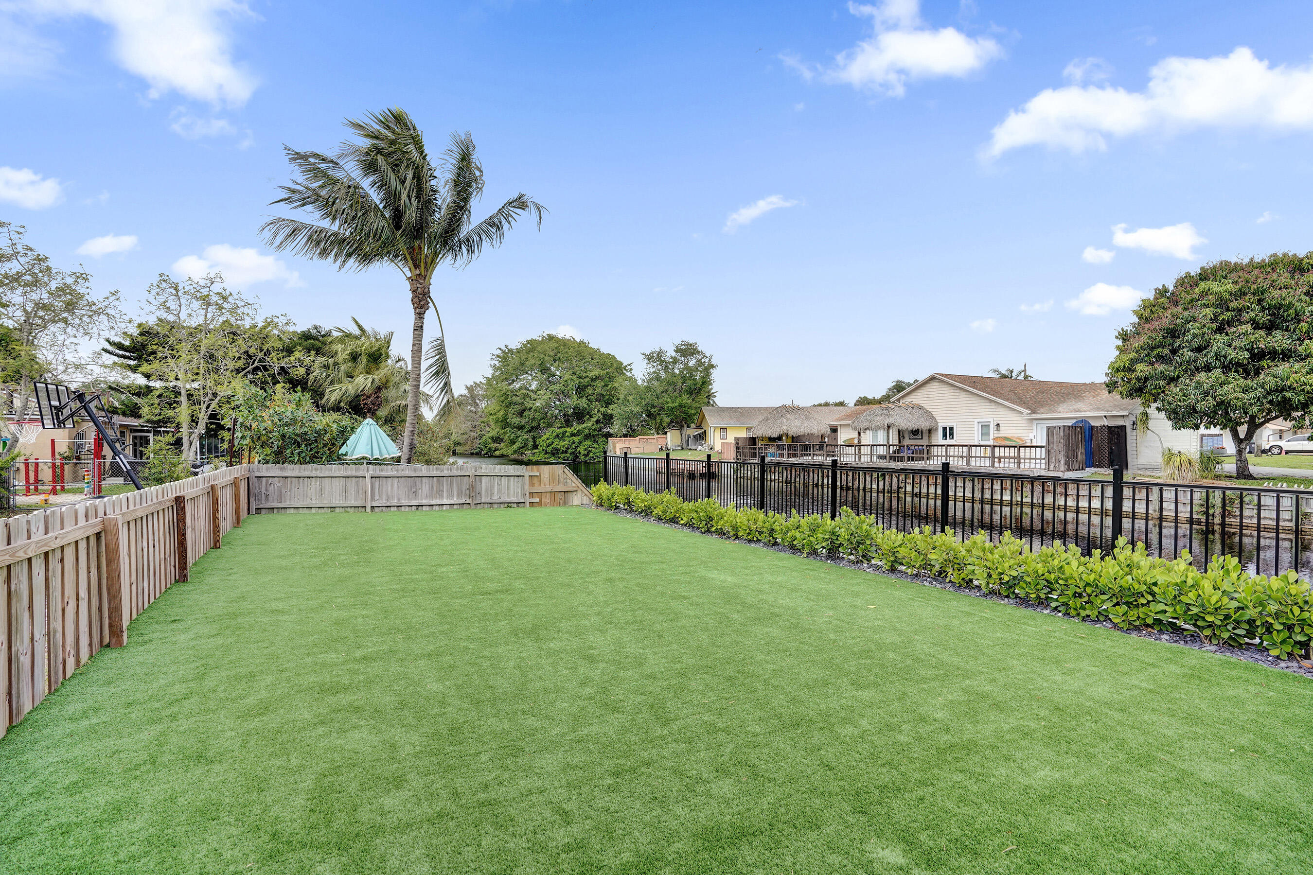 3268 Sapphire Road Lake Worth, FL 33462 - Photo 41 of 52 41