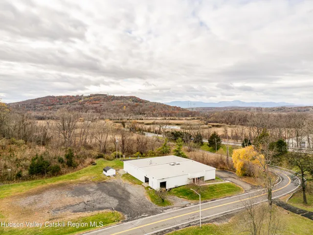 a view of a terrace with sky view