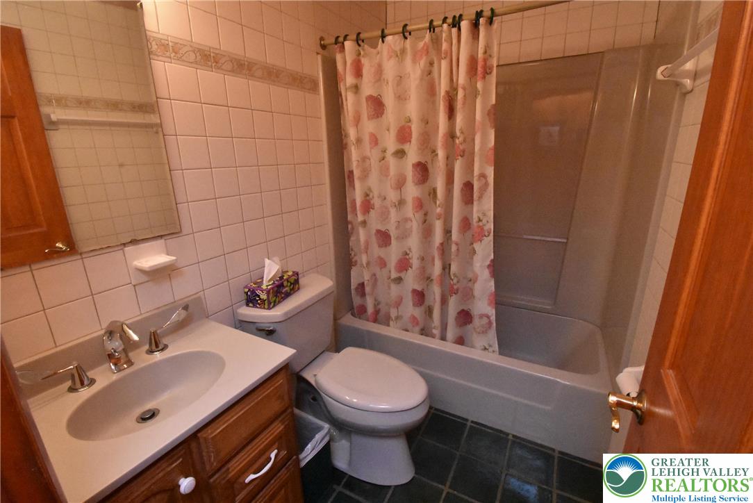 3760 Jacksonville Road Bethlehem, PA 18017 - Photo 36 of 76 Full bath on main floor