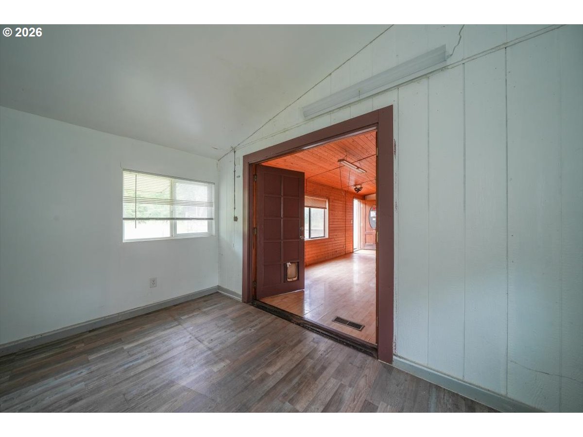 33926 Ford Mill Road Lebanon, OR 97355 - Photo 24 of 35