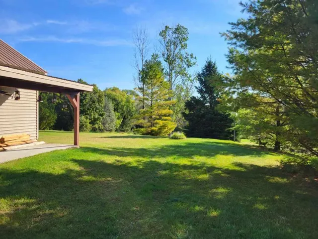 $419,500 | 9396 Boltonville Road, Farmington, WI 53040