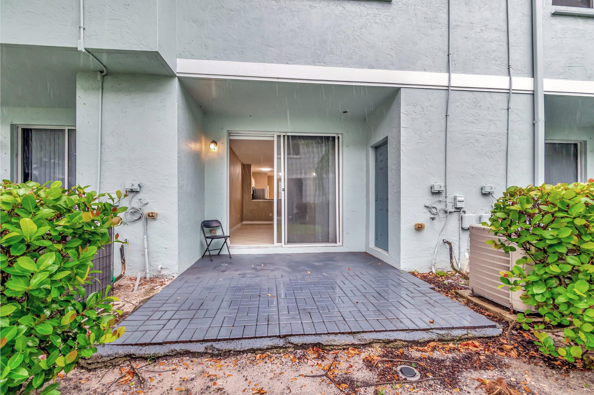 1912 Hibiscus Lane Riviera Beach, FL 33404 - Photo 30 of 55 32-web-or-mls-DSC_3349