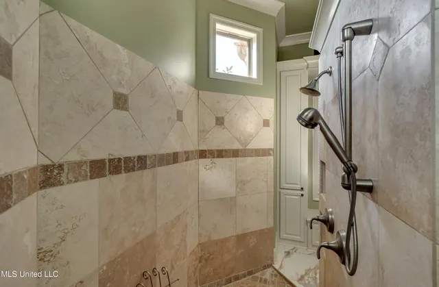 $640,000 | 132 Woodlands Glen Circle, Brandon, MS 39047