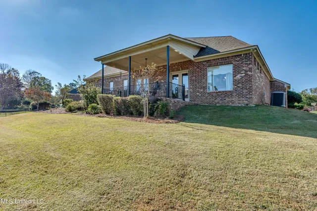 $640,000 | 132 Woodlands Glen Circle, Brandon, MS 39047