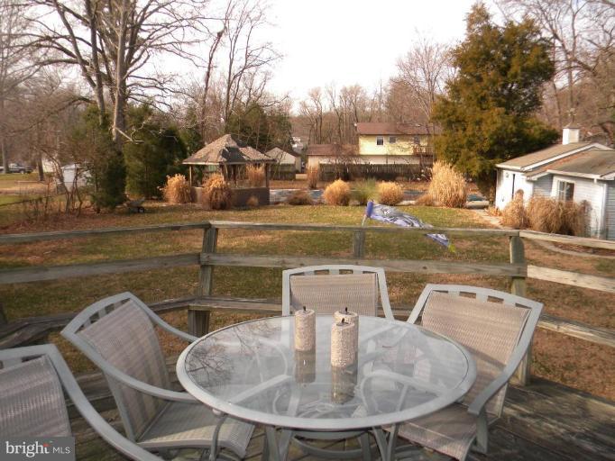 1830 Cedar Road Pasadena, MD 21122 - Photo 8 of 28 Deck off the kitchen!
