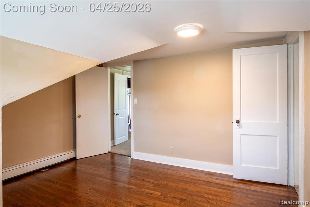 2218 Wixom Road Commerce Township, MI 48382 - Photo 23 of 87