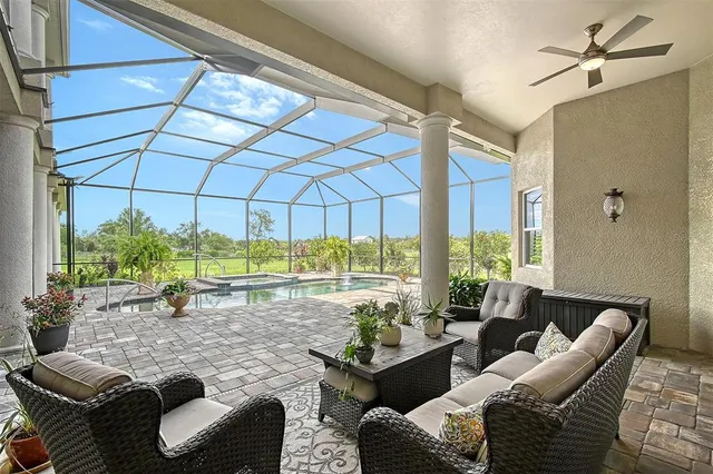 $2,195,000 | 520 Rye Road Northeast, Bradenton, FL 34212