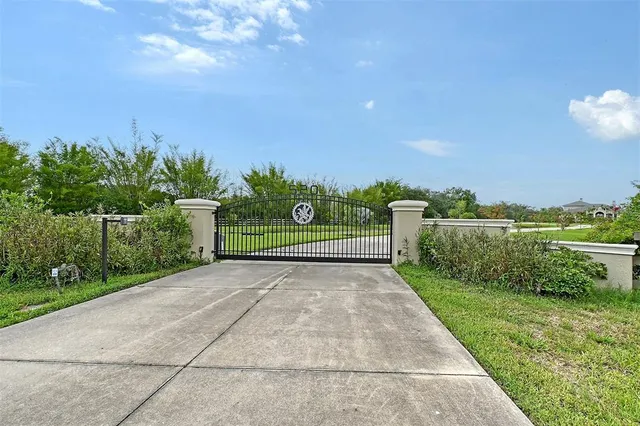 $2,195,000 | 520 Rye Road Northeast, Bradenton, FL 34212