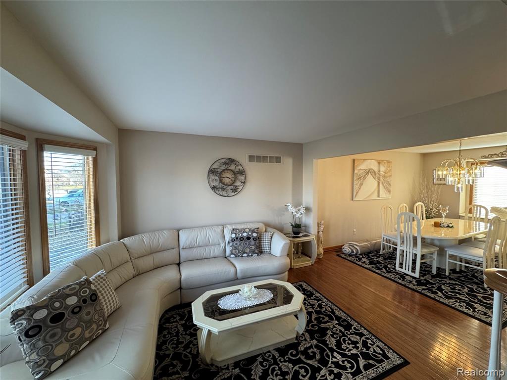 48583 Tilch Road Macomb, MI 48044 - Photo 21 of 53