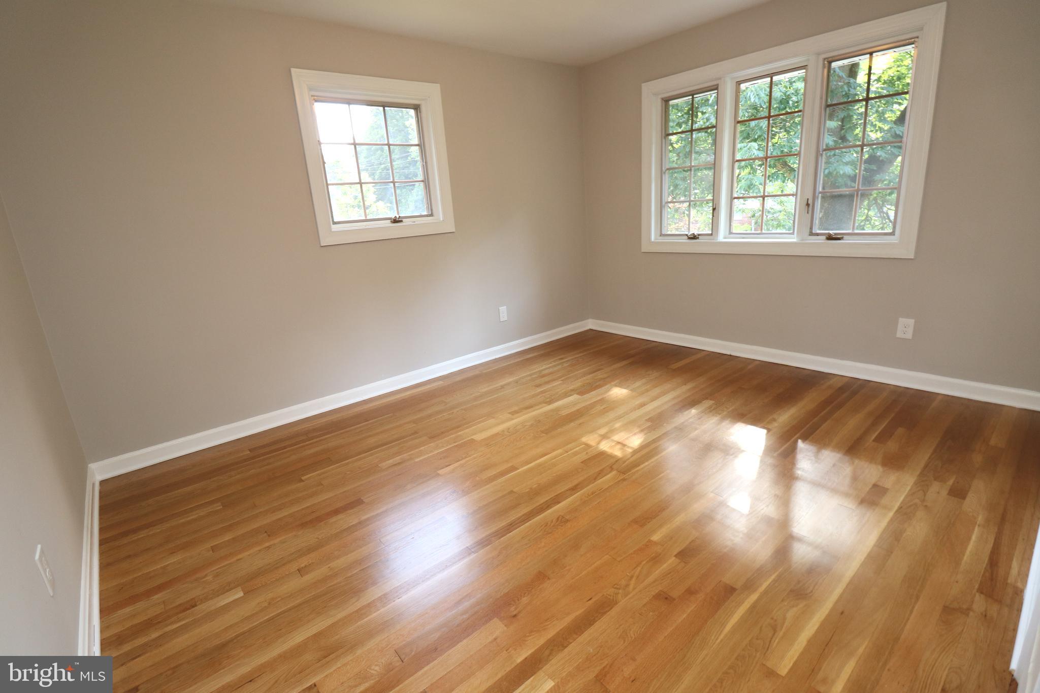 10413 Royal Road Silver Spring, MD 20903 - Photo 12 of 36 Upstairs 2nd Bedroom