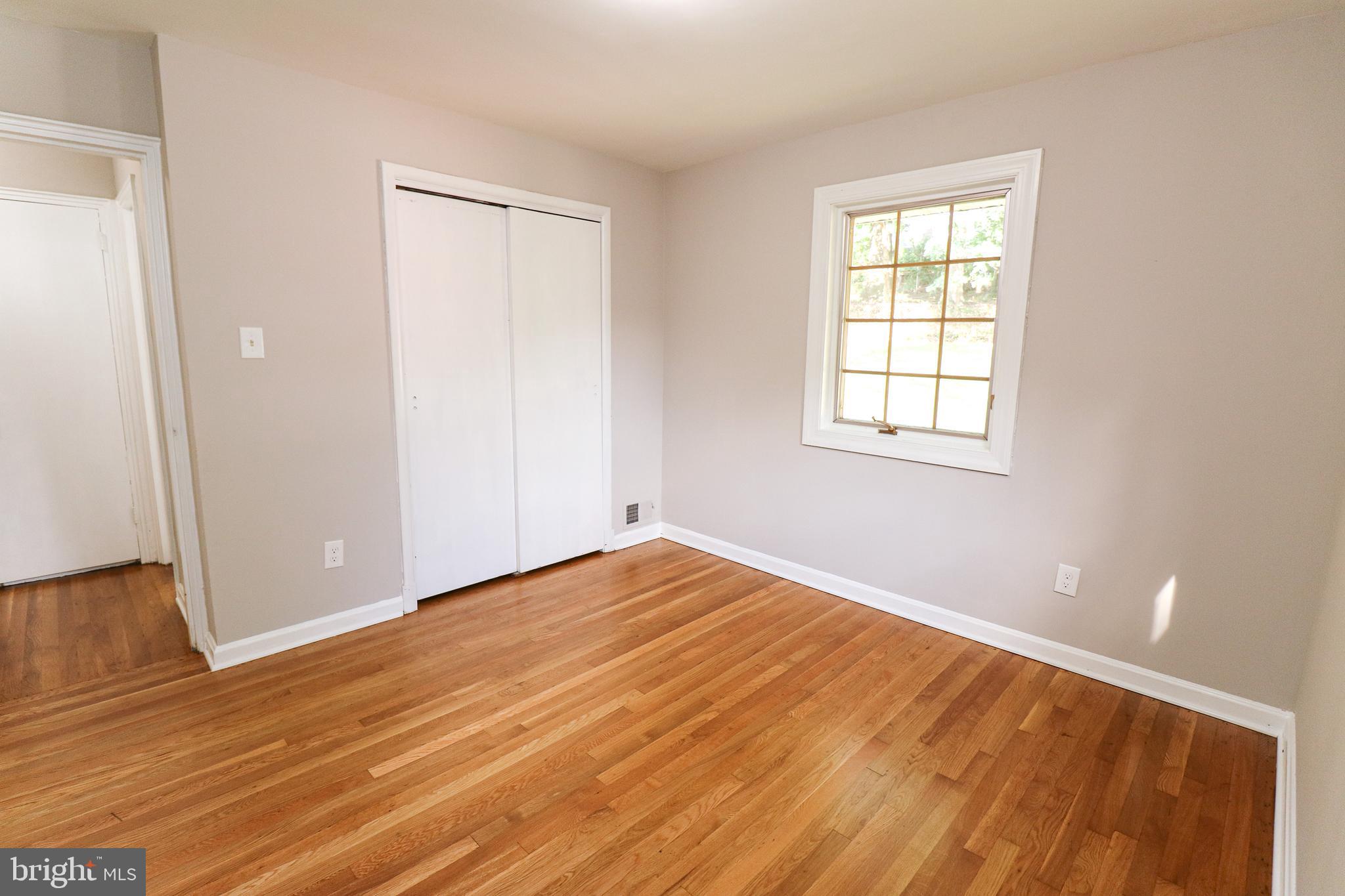 10413 Royal Road Silver Spring, MD 20903 - Photo 15 of 36 Opposite view Upstairs 3rd Bedroom