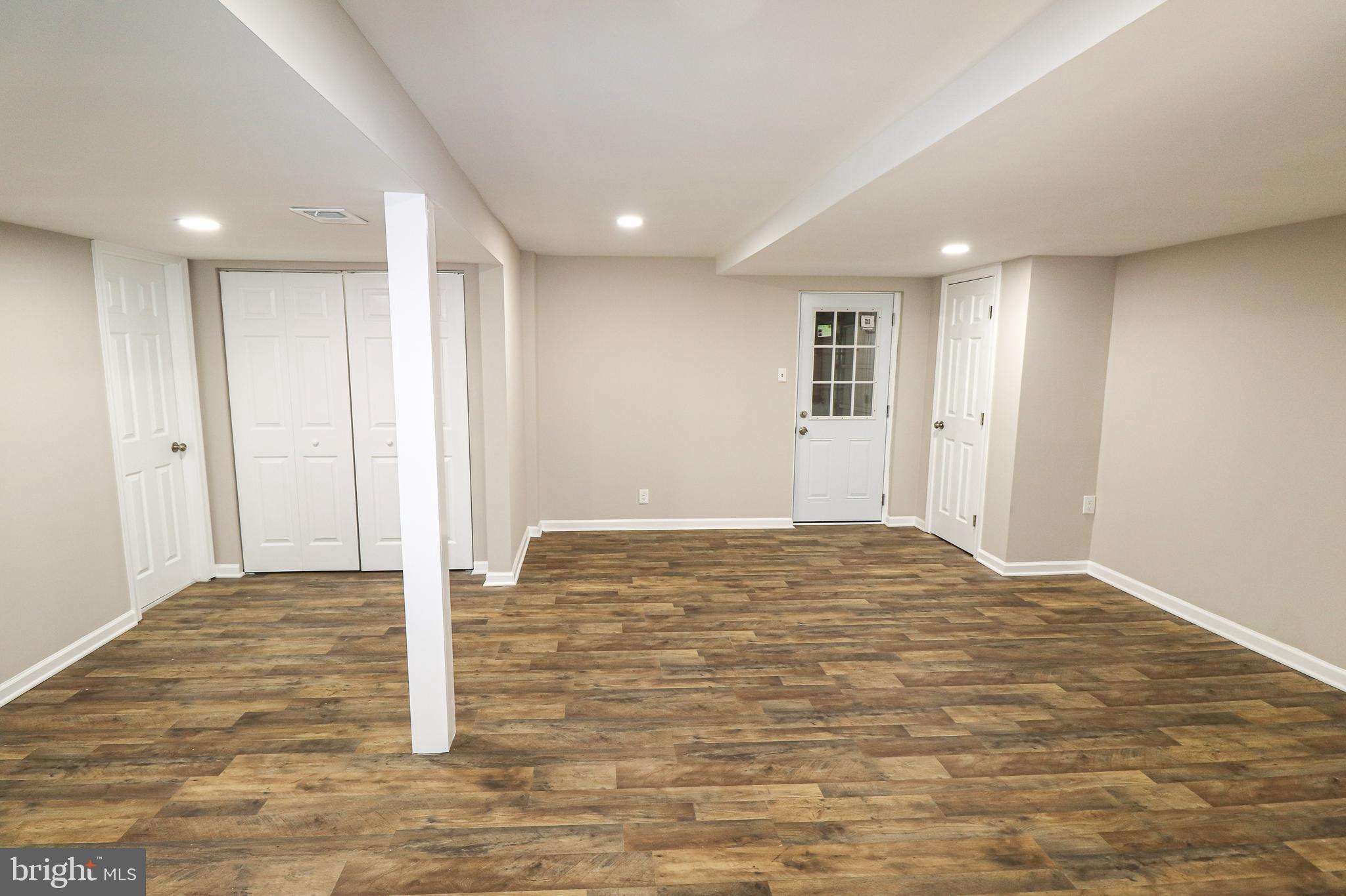 10413 Royal Road Silver Spring, MD 20903 - Photo 19 of 36 Super Spacious Living/Family Room