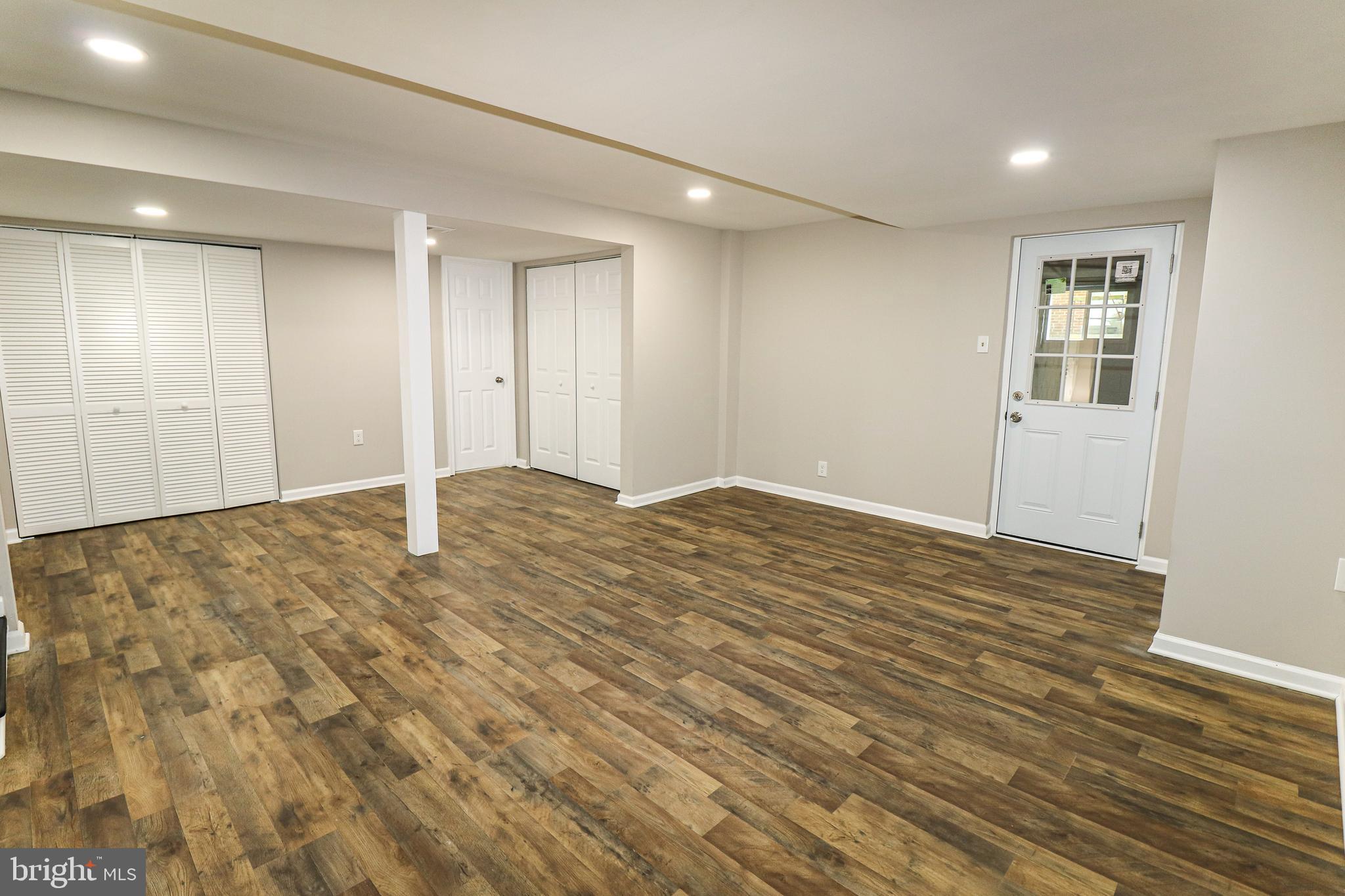 10413 Royal Road Silver Spring, MD 20903 - Photo 20 of 36 Opposite view Living/Family Room