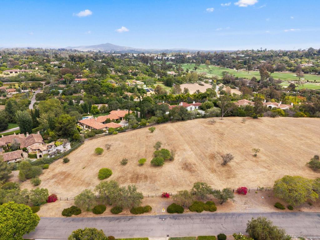 2 Via Recanto Rancho Santa Fe, CA 92067 - Photo 2 of 6