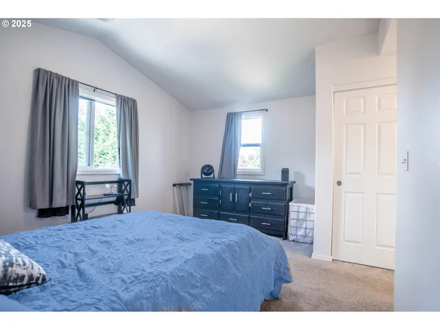 $450,000 | 9809 North Exeter Avenue, Portland, OR 97203