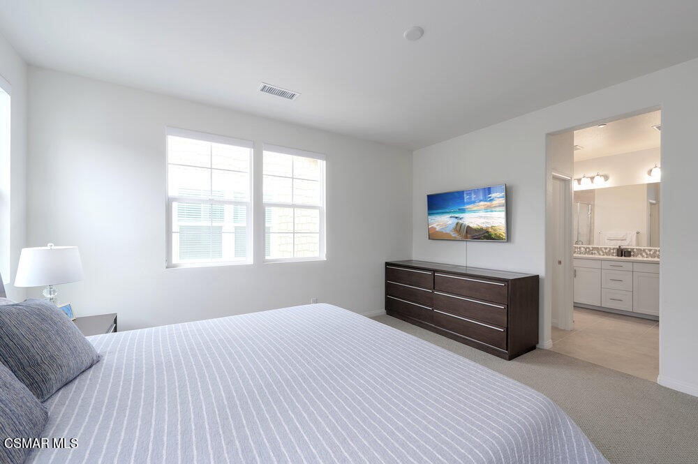 243 Stonegate Road Camarillo, CA 93010 - Photo 17 of 40