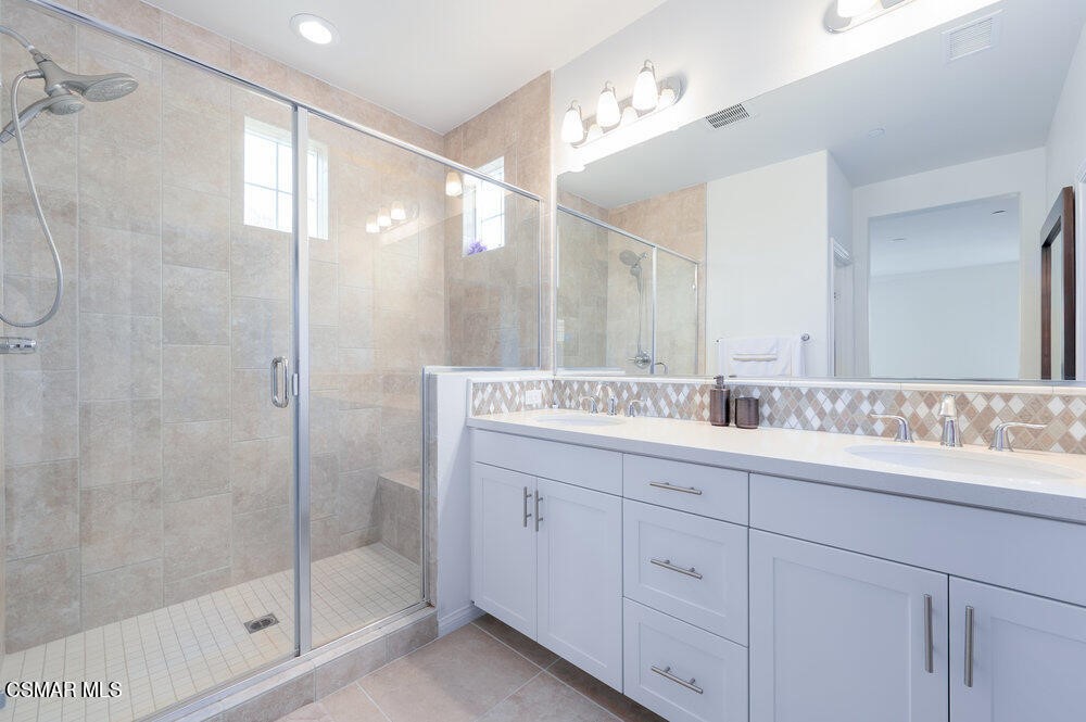 243 Stonegate Road Camarillo, CA 93010 - Photo 22 of 40