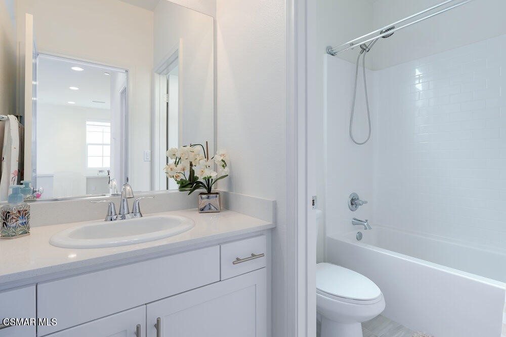 243 Stonegate Road Camarillo, CA 93010 - Photo 27 of 40