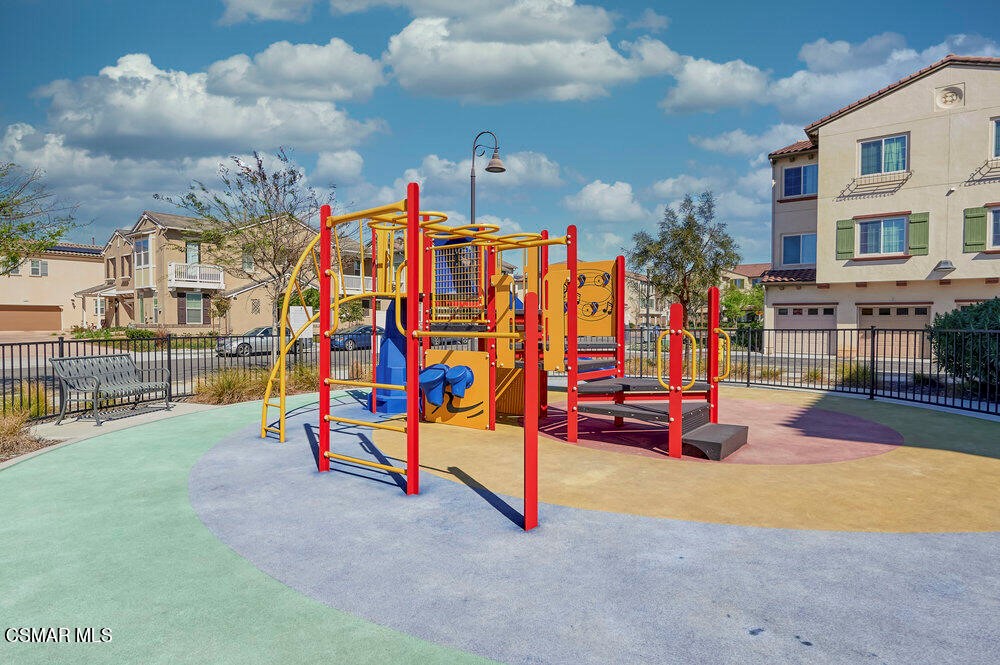 243 Stonegate Road Camarillo, CA 93010 - Photo 36 of 40