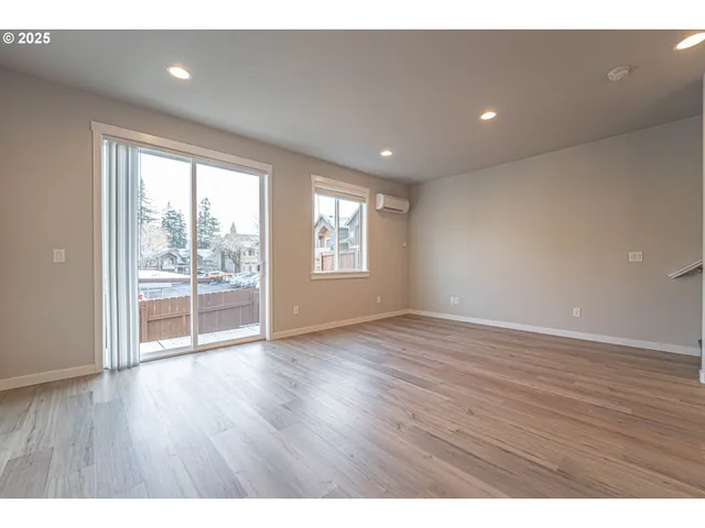 $499,900 | 4924 Northeast 2nd Court, Vancouver, WA 98663