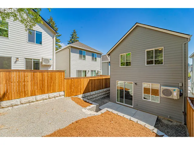 $499,900 | 4924 Northeast 2nd Court, Vancouver, WA 98663