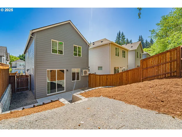 $499,900 | 4924 Northeast 2nd Court, Vancouver, WA 98663
