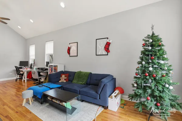 $530,000 | 1920 South Sangamon Street, Chicago, IL 60608