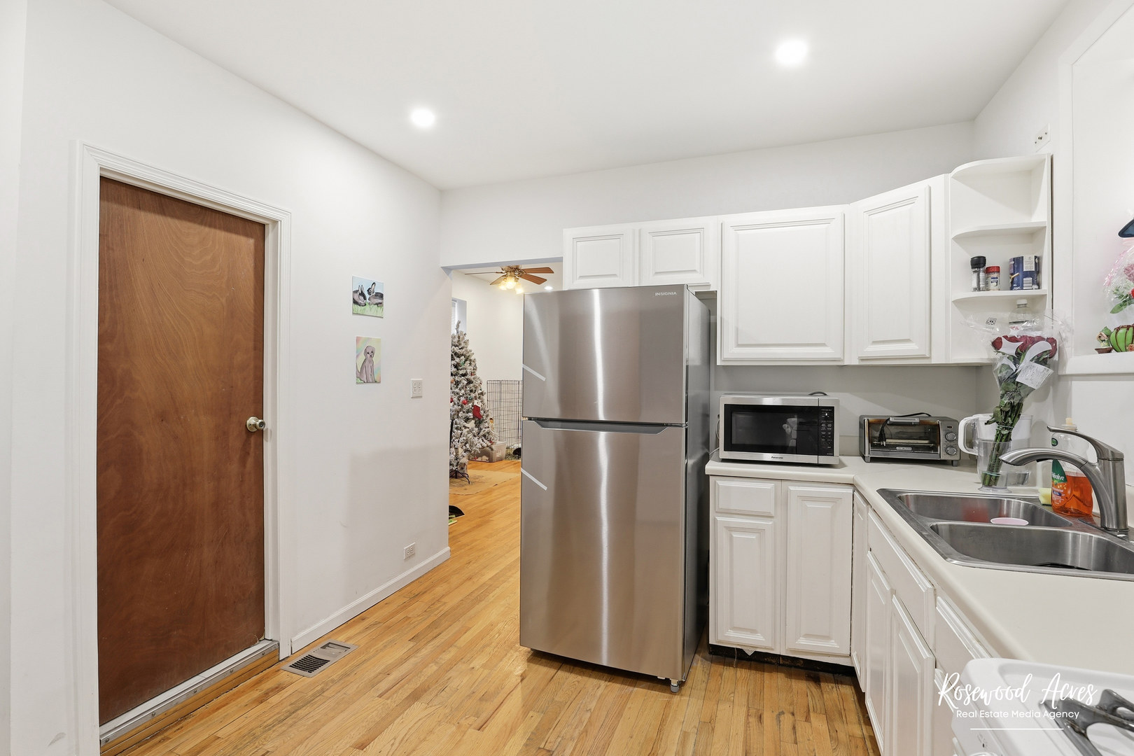 1920 South Sangamon Street Chicago, IL 60608 - Photo 3 of 22