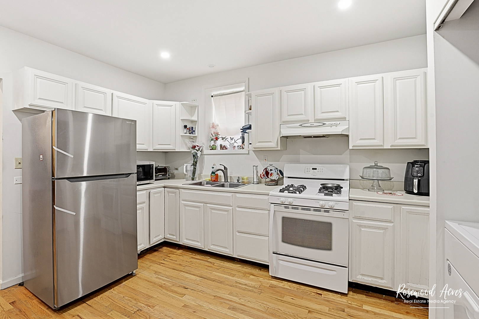 1920 South Sangamon Street Chicago, IL 60608 - Photo 4 of 22