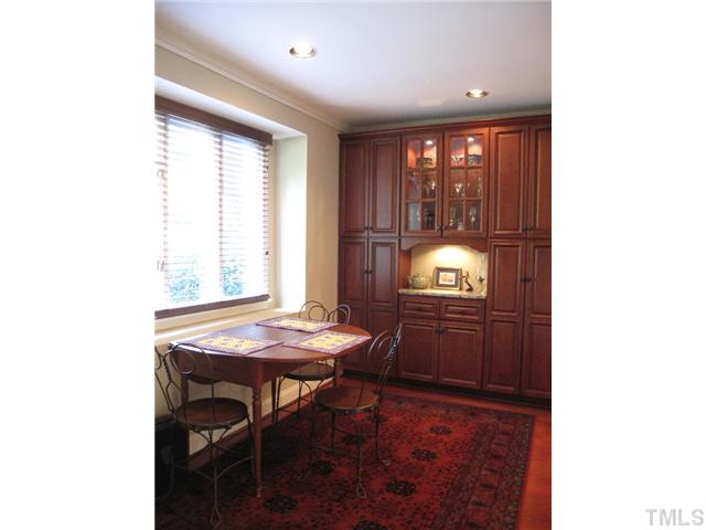 2800 Wycliff Road Raleigh, NC 27607 - Photo 8 of 23 a workspace with furniture and window
