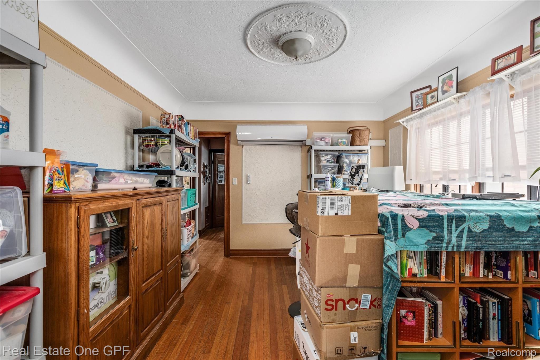 873 Nottingham Road, Unit 875 Grosse Pointe, MI 48230 - Photo 23 of 39 25-873 Nottingham, Grosse Pointe Park, MI, 482300024.jpg