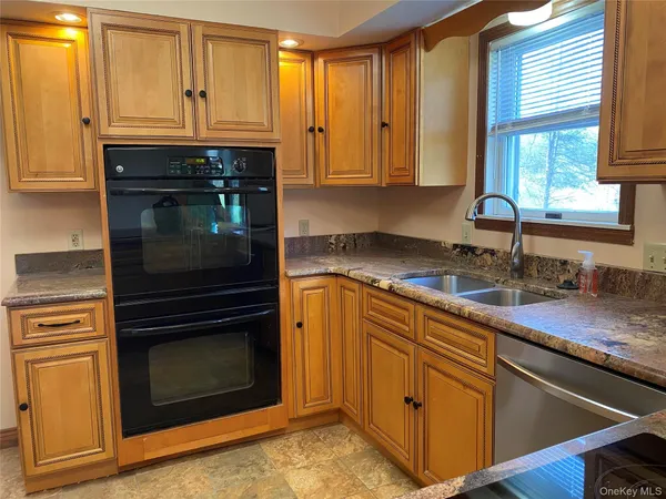 $629,000 | 71 4 Corners Road, Warwick, NY 10990