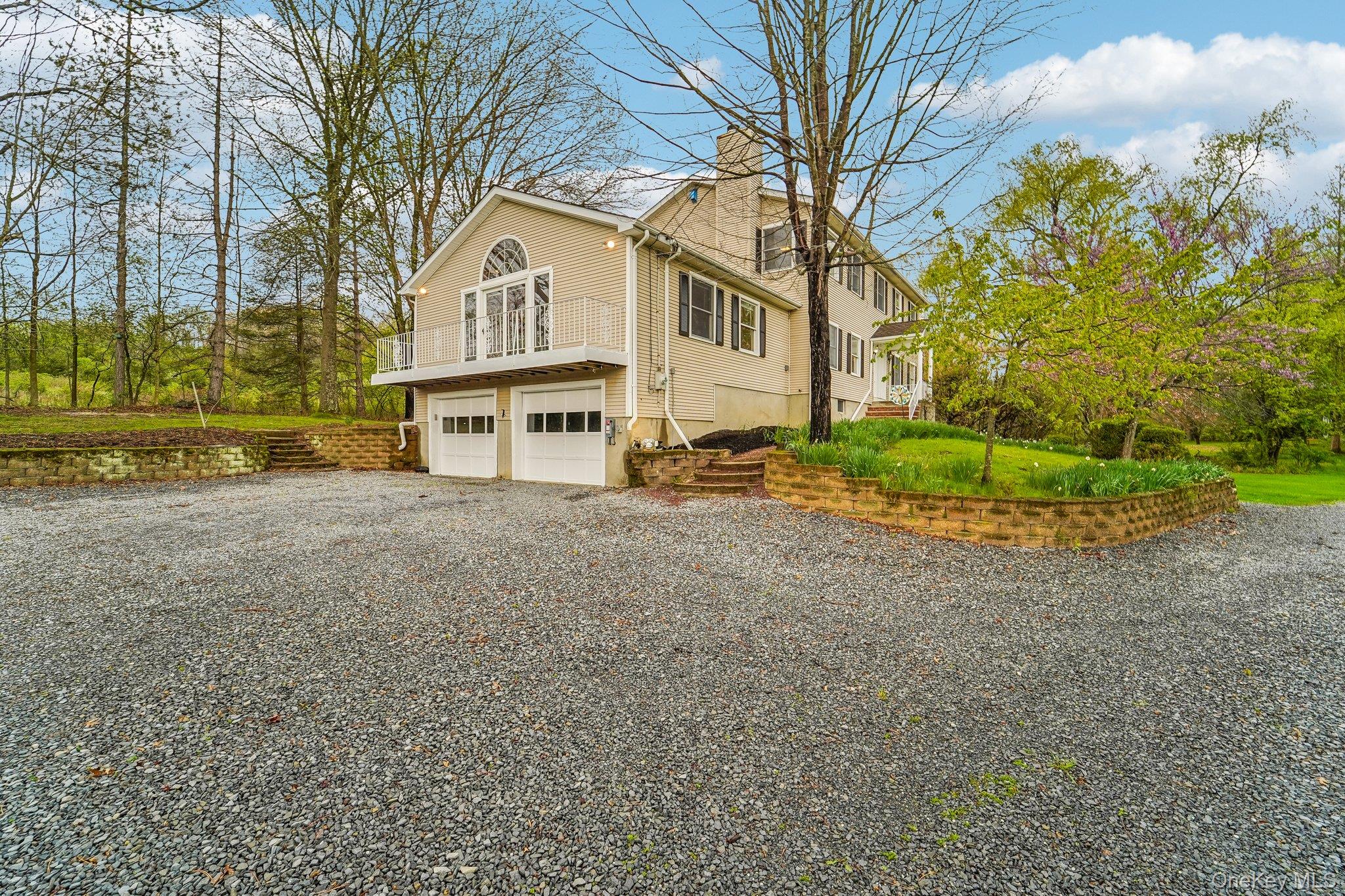 71 4 Corners Road Warwick, NY 10990 - Photo 2 of 48