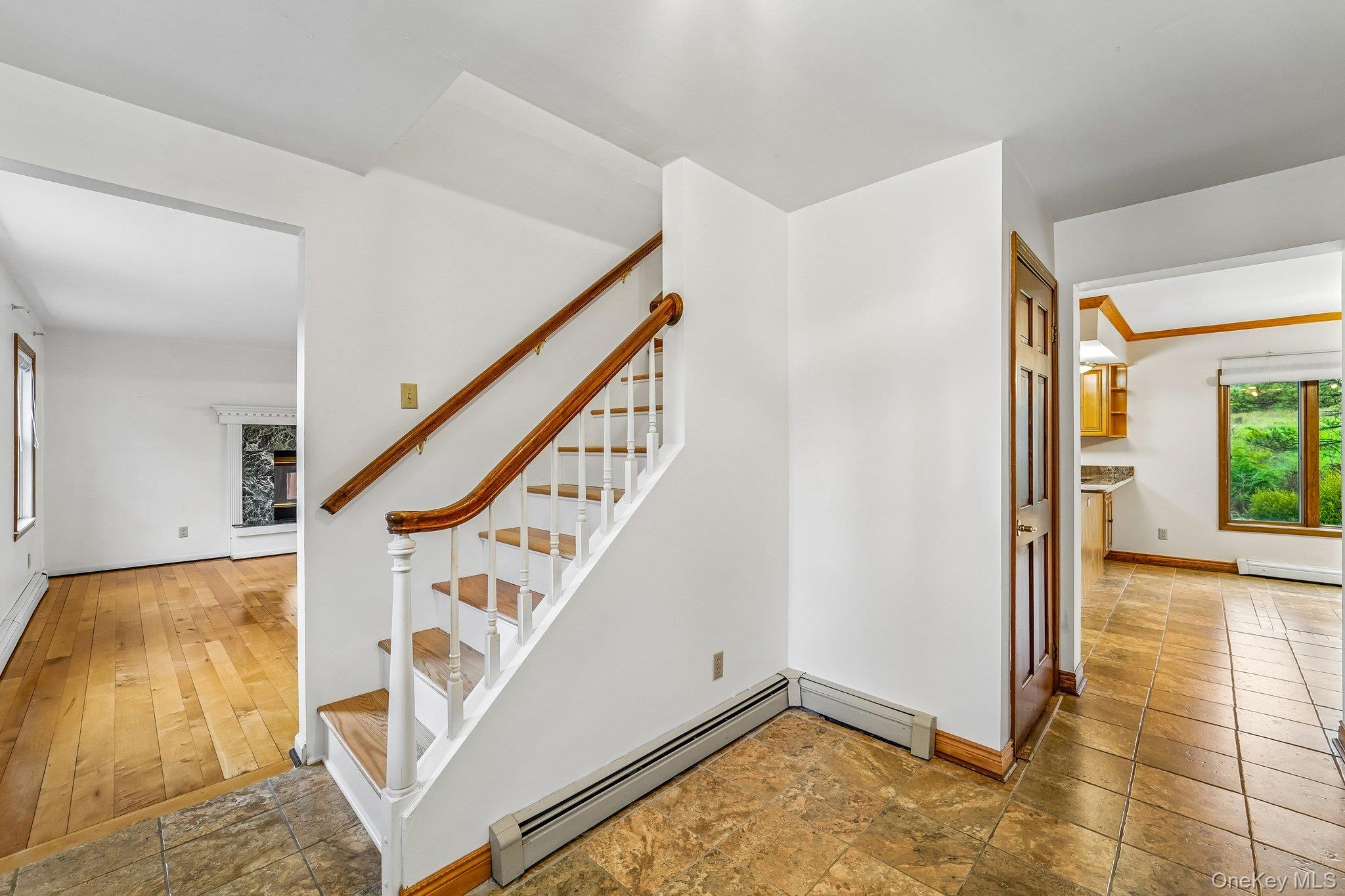 71 4 Corners Road Warwick, NY 10990 - Photo 5 of 48